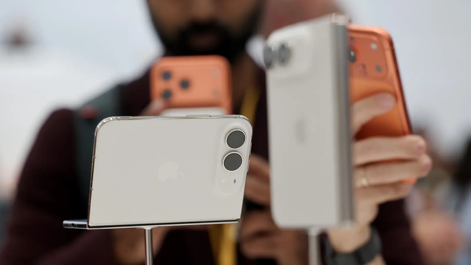 iPhone Duo: ce trebuie să știi înainte să cumperi